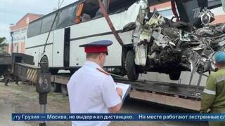 Появились кадры с места ДТП с автобусом в Ставропольском крае