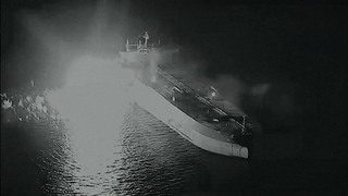 На Ближнем Востоке морской бой: Штаты атаковали три иранских танкера в Оманском заливе