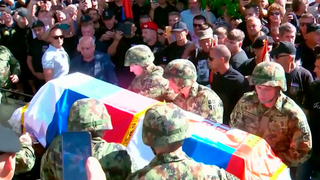 Председатель Еврокомиссии возмутилась торжественными похоронами Ратко Младича в Белграде