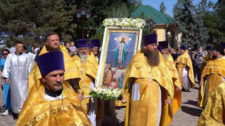 В Калмыкии отмечают 80-летие явления Христа Спасителя в Элисте