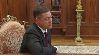 Владимир Путин провел встречу с губернатором Псковской области
