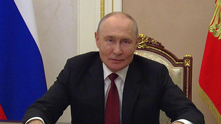 Владимир Путин обратился к участникам Международного фестиваля молодежи в Екатеринбурге