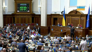 На Украине отправили в отставку беглого генпрокурора Руслана Кравченко