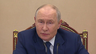 Владимир Путин поздравил сотрудников ОПК с Днем оружейника