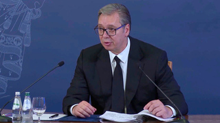 Президент Сербии Александр Вучич объявил об отставке