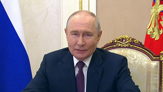 Владимир Путин принял участие в открытии нового образовательного комплекса в Якутии