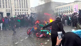 Молодежные протесты, которые бушуют во Франции, перекинулись на Брюссель