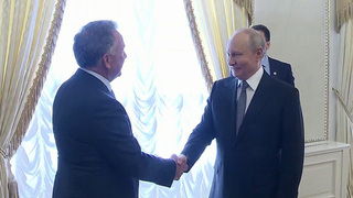 Тема номер один сегодня — встреча Владимира Путина и Стивена Уиткоффа