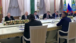 Владимир Путин встретился с премьером Эфиопии Абийем Ахмедом на полях саммита Россия — Африка