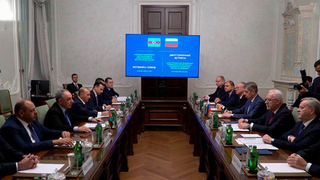 В Баку состоялась встреча генеральных прокуроров России и Азербайджана