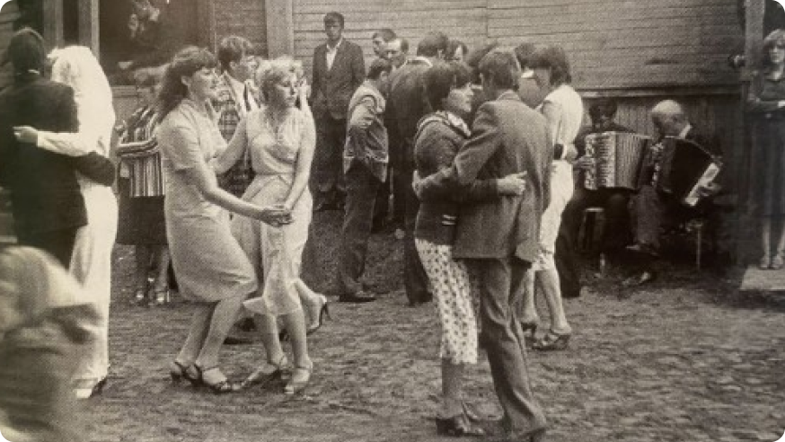 Сельская свадьба в Псковской области, 1985 год. Фото: М.Н. Власова