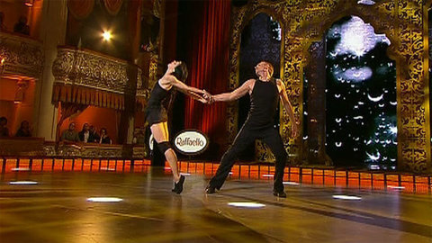 Наталья Осипова и Роман Костомаров. Болеро. Фрагмент выпуска от 24.12.2011