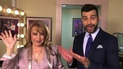 Азиза дарит Ивану Урганту праздничный ташкентский плов! Пролог. Вечерний Ургант. Фрагмент выпуска от 02.06.2015