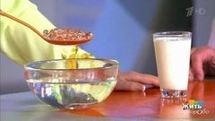 Еда и прыщи. Молоко. Жить здорово! Фрагмент выпуска от 30.05.2017