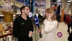 Выбор новогодних подарков. Острый репортаж с Аллой Михеевой. Вечерний Ургант. Фрагмент выпуска от 29.12.2017