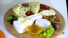 Сыр с плесенью: полезный деликатес. Жить здорово! Фрагмент выпуска от 21.09.2018