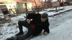 Гололёд: что поможет устоять?