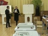 Дмитрий Медведев и Владимир Путин проголосовали на выборах в Госдуму