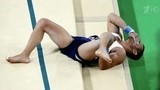 Французский гимнаст получил перелом при неудачном приземлении после выполнения опорного прыжка