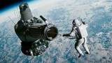 В начале апреля в прокат выходит фильм «Время первых», в основу которого лег первый выход Алексея Леонова в космос