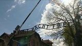 Жертв Холокоста вспоминают во многих странах