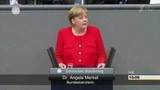 Ангела Меркель готовится к победе на выборах в Бундестаг, несмотря на свист и томатные атаки