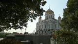 В Москве верующие идут поклониться мощам Святого Спиридона Тримифунтского