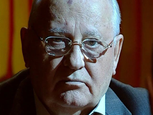 Как Михаил Горбачев выглядел в молодости с пышной шевелюрой — настоящий красавец!