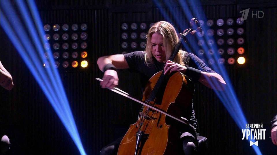 Apocalyptica — «Enter Sandman». Вечерний Ургант. Фрагмент выпуска от 06.04.2018