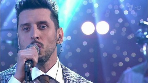 Градусы — «# Валигуляй». Вечерний Ургант. Фрагмент выпуска от 16.05.2016