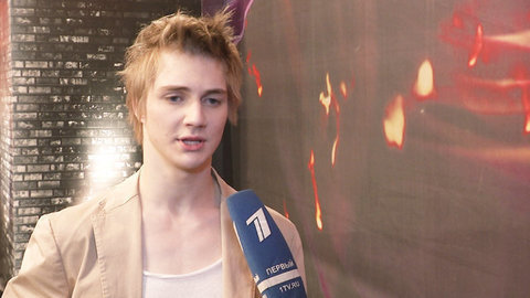 Финалист шоу «Танцуй!» Андрей Калугин: «Мне очень нравится, что жюри выбирает всемогущего танцовщика». За кадром. Танцуй!