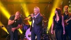 Валерий Меладзе и Вахтанг — «Свет уходящего солнца». Вечерний Ургант. Фрагмент выпуска от 25.09.2012