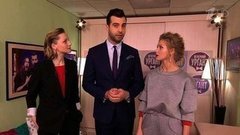 Кристина Асмус и Екатерина Вилкова дают совет молодым мамам. Пролог. Вечерний Ургант. Фрагмент выпуска от 27.04.2015