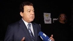 «Хотелось бы услышать песни на родном языке», — Иосиф Кобзон о репертуаре конкурсантов. Голос-1