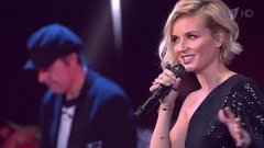 Полина Гагарина — «Спектакль окончен». Юбилейный вечер Валерия и Константина Меладзе. Фрагмент выпуска от 05.03.2016