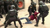 В Каталонии, где завершился референдум по вопросу о независимости, в столкновениях с полицией пострадали почти 800 человек