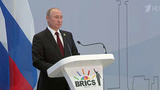 Владимир Путин подвел итоги работы юбилейного, десятого саммита БРИКС, который завершился в Йоханнесбурге