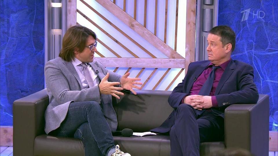 Аралдағы Робинсон секс Тайландтан келген транссексуалдардың суреттері