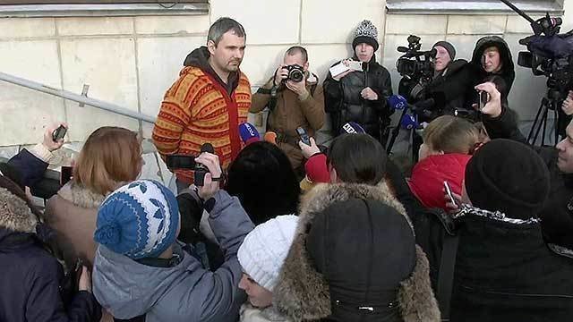 Убили фотографа. Убийство Лошагиной подробности дела. Екатеринбург убил жену. Дмитрий Лошагин убил 28-летнюю жену фото.