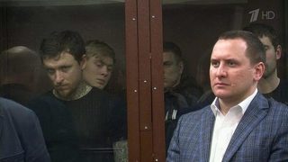 Суд в Москве продлил до 8 апреля арест футболистов Павла Мамаева и Александра Кокорина