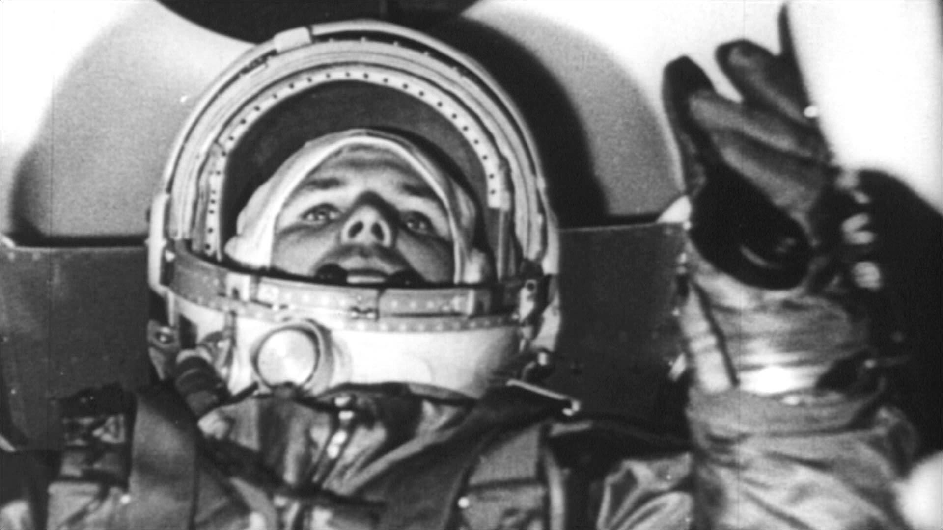 Самый первый человек в космосе в мире