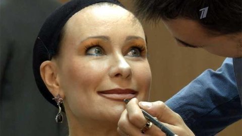 Работа гримеров шоу «Повтори!». Повтори! Фрагмент выпуска от 26.01.2014