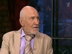 Телеведущий Николай Дроздов. Вечерний Ургант. Фрагмент выпуска от 15.05.2012