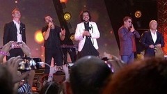 Ф. Киркоров, Г. Лепс, Эмин, Н. Басков, А. Воробьев — «Синяя вечность». Музыкальный фестиваль «Жара». Фрагмент выпуска от 30.07.2016