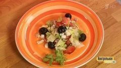 Греческий салат с курицей. Контрольная закупка. Фрагмент выпуска от 04.08.2017
