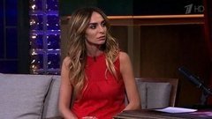 Актриса и телеведущая Екатерина Варнава. Вечерний Ургант. Фрагмент выпуска от 10.03.2015