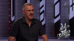 Александр Евдокимов перед Нокаутами. «Когда ко мне повернулся Агутин, у меня отлегло от сердца». Голос 60+. Фрагмент выпуска от 28.09.2018