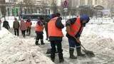 Снегопады испытывают на прочность центральные регионы России