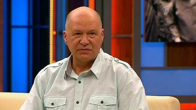 Впереди всё самое интересное, а пока - лучшие голы и сейвы! Ночная хоккейная лиг