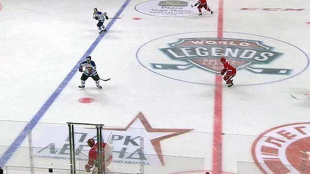 максимальная скорость шайбы в хоккее. скорость шайбы в полете. матч звезд нхл. скорость шайбы в хоккее. полет шайбы.